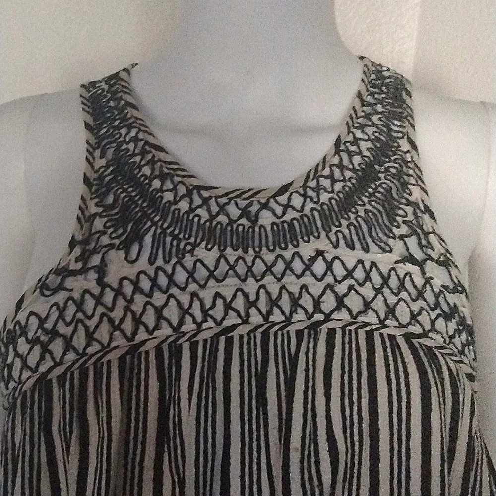 𝅺Ecote Black and White Striped Boho Style Dress open back‎ Size Small